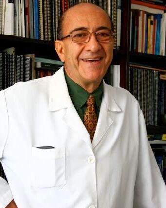 Médico terapeuta Erwin Keii Keii Sii